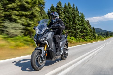 ADXTG 400 ABS TCS E5+ 13