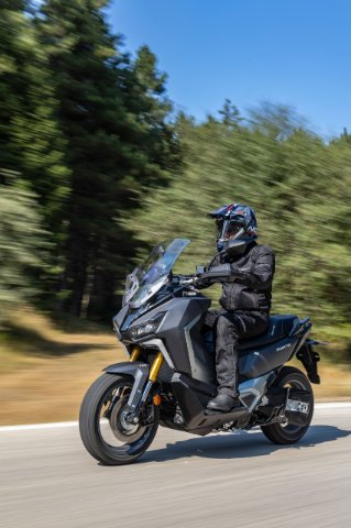 ADXTG 400 ABS TCS E5+ 14