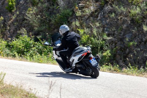 CRUISYM 400 ABS TCS E5+ 17