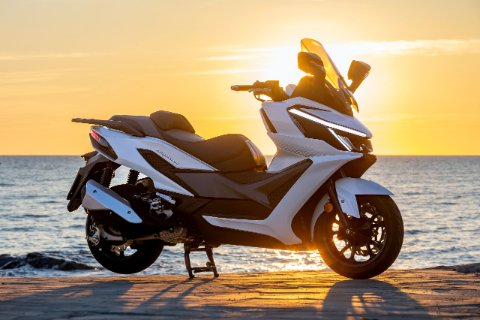 CRUISYM 400 ABS TCS E5+ 25