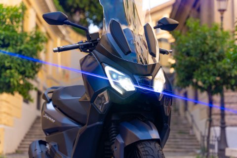 JOYRIDE 300 LC ABS E5 5