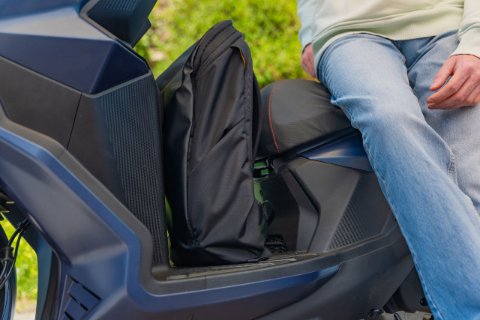 JOYRIDE 300 LC ABS E5 7