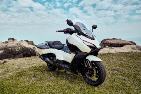 TTBLT  ABS TCS E5+ 1