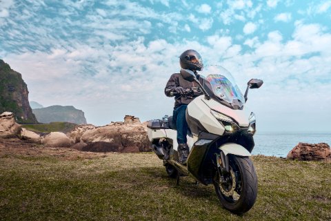 TTBLT  ABS TCS E5+ 8