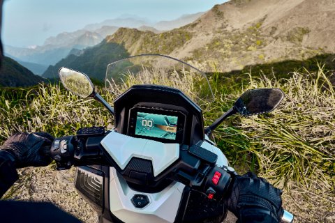 TTBLT  ABS TCS E5+ 17